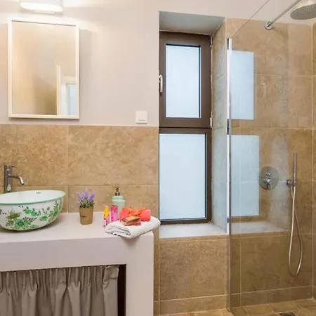 וילה Astarte - Casa Petra Elia With Pool
